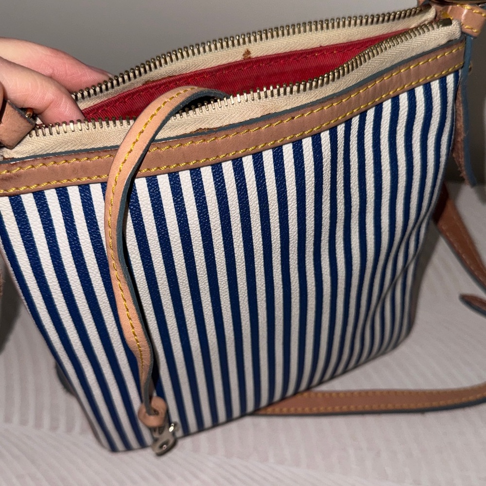 Dooney & Bourke Disney Cruise Crossbody Bag - Picture 8 of 9